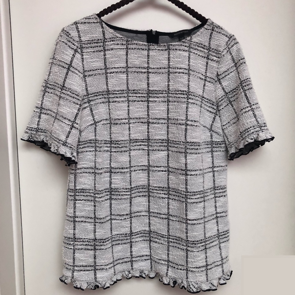 Banana Republic Short Sleeve Top sz S